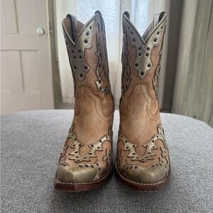 Ariat Tan and Gold Heeled Cowboy Boots